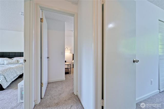 1012 E Laurel Street, Kent, WA 98030