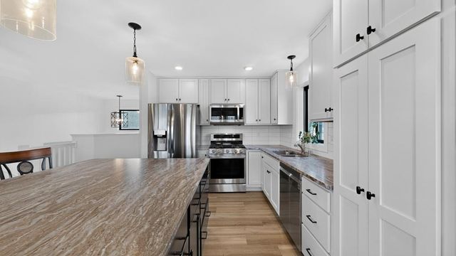 6201 55th Avenue NW, Rochester, MN 55901