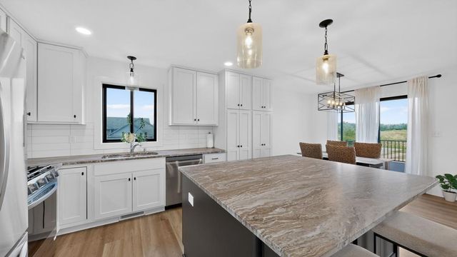 6201 55th Avenue NW, Rochester, MN 55901