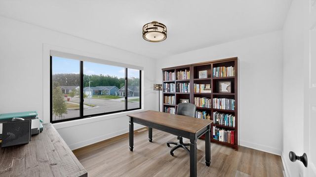 6201 55th Avenue NW, Rochester, MN 55901