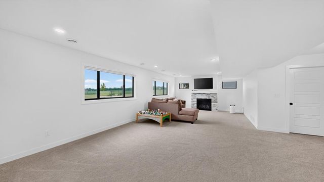 6201 55th Avenue NW, Rochester, MN 55901