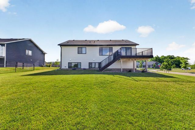 6201 55th Avenue NW, Rochester, MN 55901