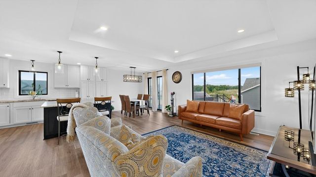6201 55th Avenue NW, Rochester, MN 55901