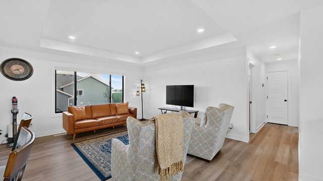 6201 55th Avenue NW, Rochester, MN 55901
