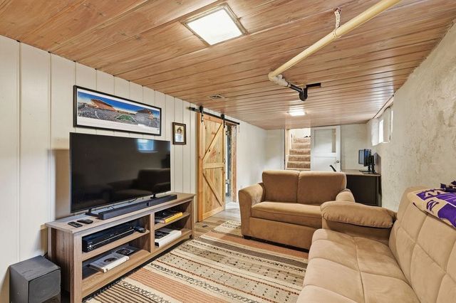 1423 E 36th Ave, Spokane, WA 99203