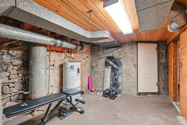 1423 E 36th Ave, Spokane, WA 99203