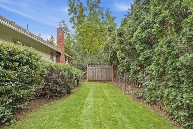 1423 E 36th Ave, Spokane, WA 99203