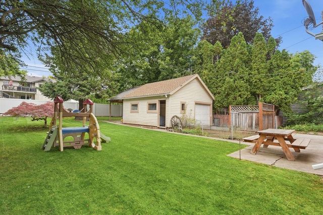 1423 E 36th Ave, Spokane, WA 99203