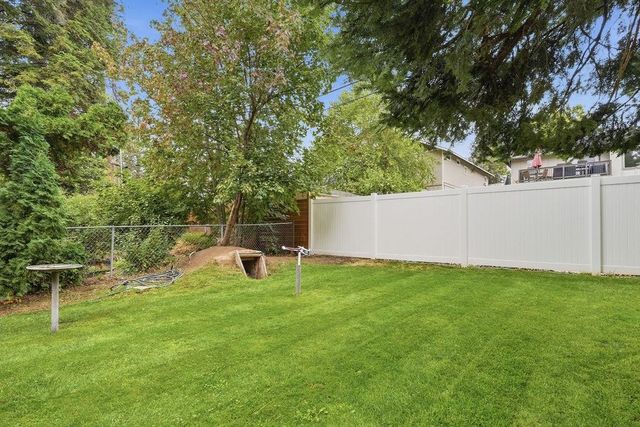 1423 E 36th Ave, Spokane, WA 99203