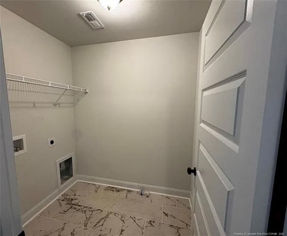 7194 Manassas Street, Fayetteville, NC 28304