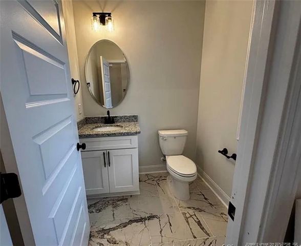 7194 Manassas Street, Fayetteville, NC 28304