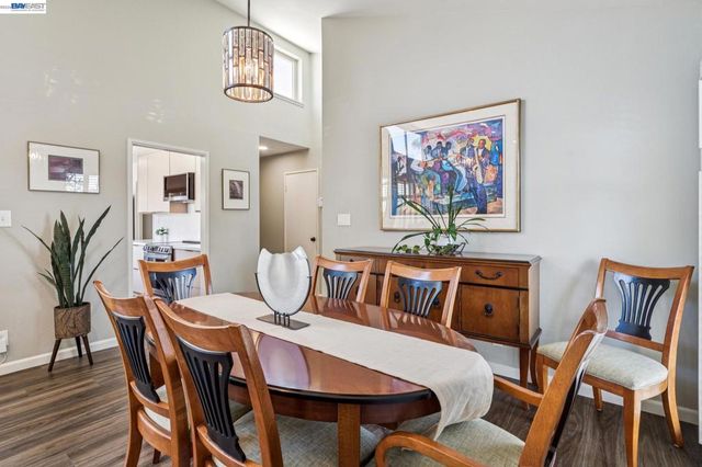 3430 Camanoe Ln, Alameda, CA 94502