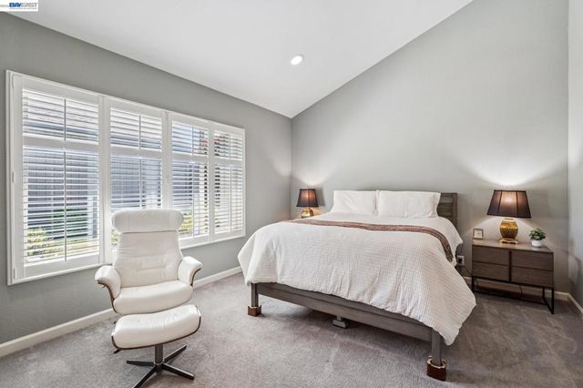 3430 Camanoe Ln, Alameda, CA 94502