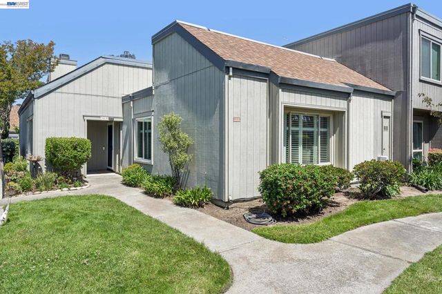 3430 Camanoe Ln, Alameda, CA 94502