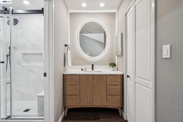 3430 Camanoe Ln, Alameda, CA 94502