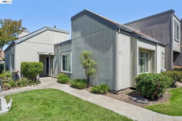 3430 Camanoe Ln, Alameda, CA 94502