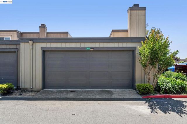 3430 Camanoe Ln, Alameda, CA 94502