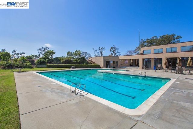 3430 Camanoe Ln, Alameda, CA 94502