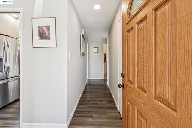 3430 Camanoe Ln, Alameda, CA 94502