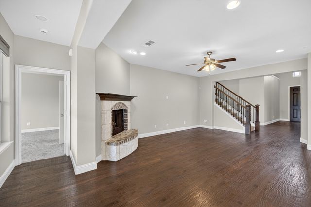 424 Fenceline Drive, Argyle, TX 76226