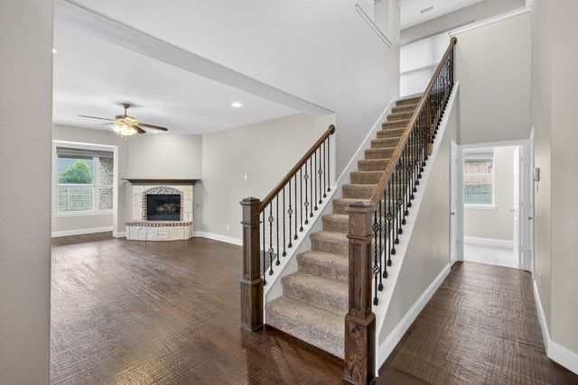 424 Fenceline Drive, Argyle, TX 76226