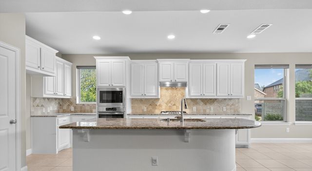 424 Fenceline Drive, Argyle, TX 76226