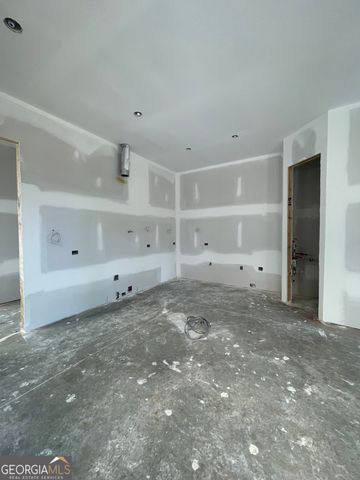 300 Central Avenue, Fayetteville, GA 30214