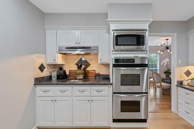 2828 S Logrun Circle, The Woodlands, TX 77380