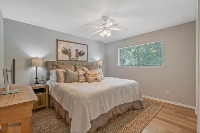 2828 S Logrun Circle, The Woodlands, TX 77380