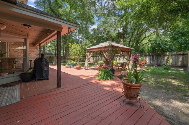 2828 S Logrun Circle, The Woodlands, TX 77380