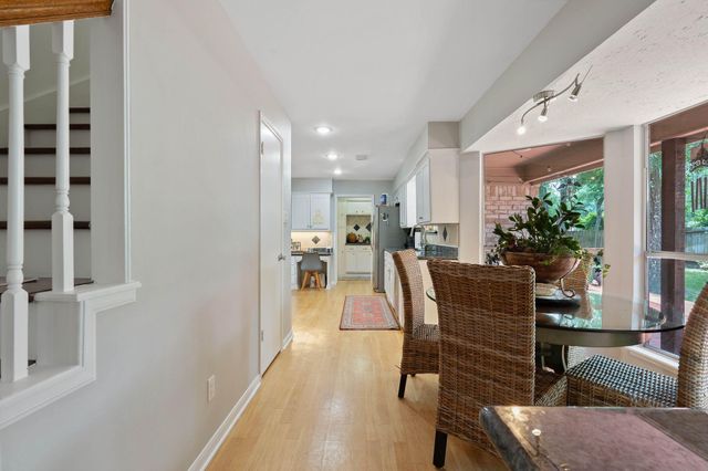 2828 S Logrun Circle, The Woodlands, TX 77380