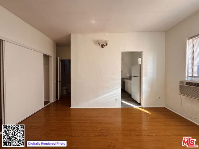 920 S S Hobart Blvd 409, Los Angeles, CA 90006