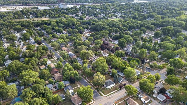 5214 Morgan Avenue N, Minneapolis, MN 55430