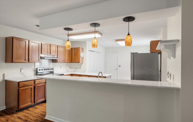 121 Hamlet Road, Summerville, SC 29485