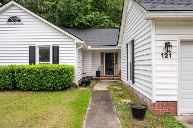 121 Hamlet Road, Summerville, SC 29485