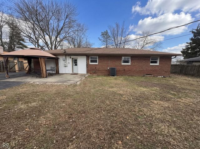 2122 Danbury Drive, Indianapolis, IN 46231