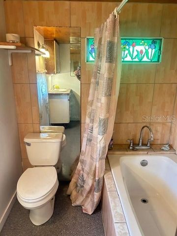 1017 51ST AVENUE DRIVE W, Bradenton, FL 34207