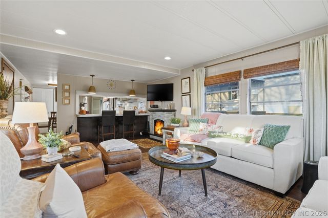 448159 E 979 Road, Vian, OK 74962