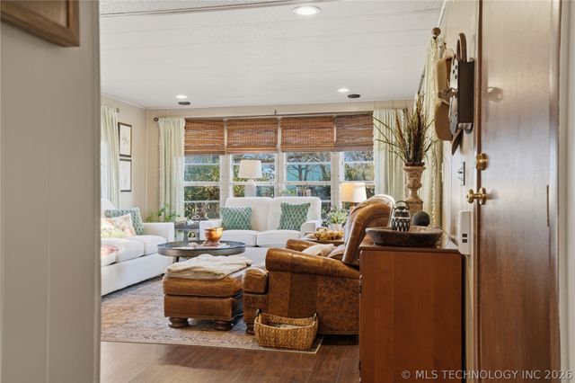 448159 E 979 Road, Vian, OK 74962