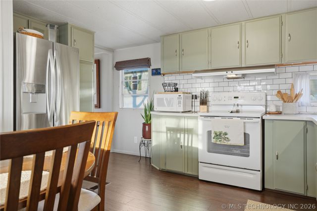 448159 E 979 Road, Vian, OK 74962