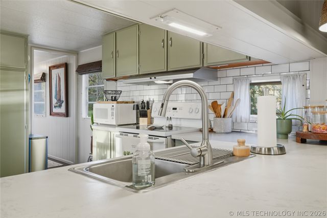 448159 E 979 Road, Vian, OK 74962