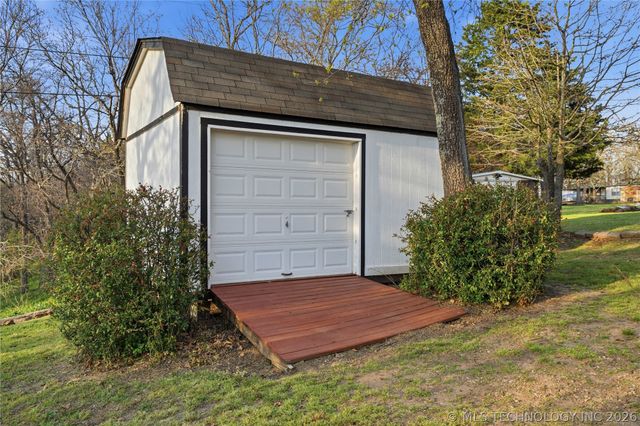 448159 E 979 Road, Vian, OK 74962