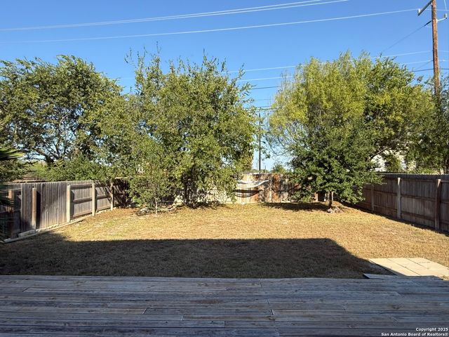 14614 Megan Lee, San Antonio, TX 78217