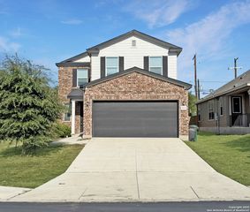 14614 Megan Lee, San Antonio, TX 78217