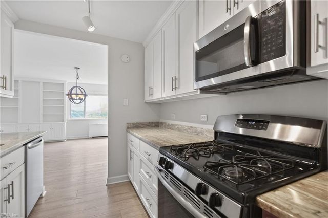 7320 Glenroie Ave Apt 9A, Norfolk, VA 23505