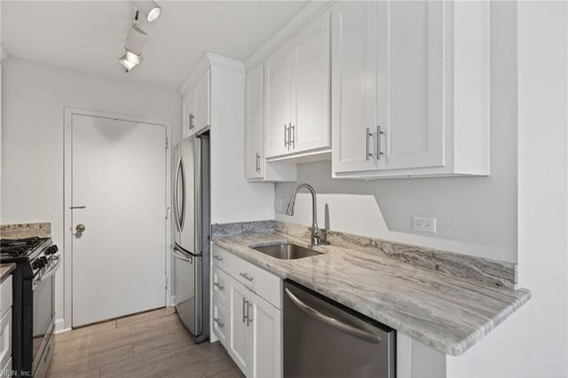 7320 Glenroie Ave Apt 9A, Norfolk, VA 23505