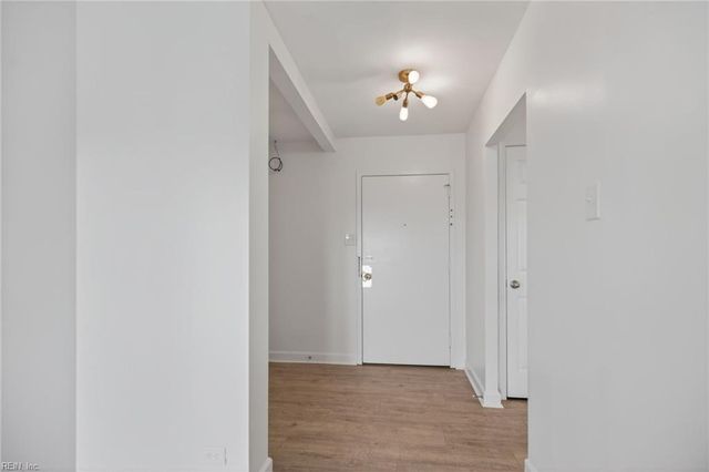 7320 Glenroie Ave Apt 9A, Norfolk, VA 23505