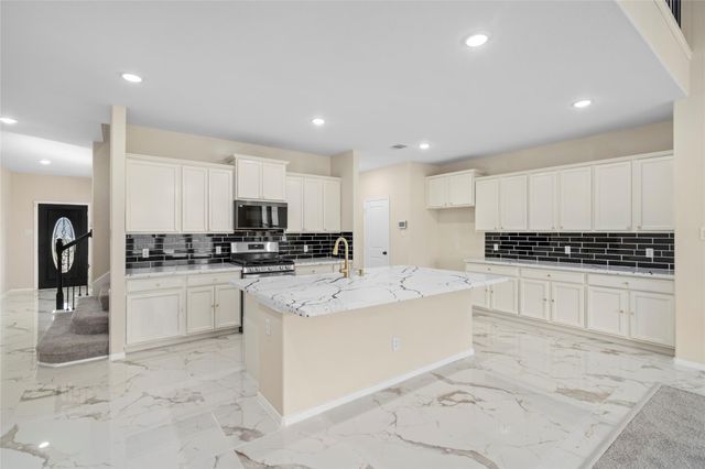 9423 Mineral Rock Lane, Richmond, TX 77407