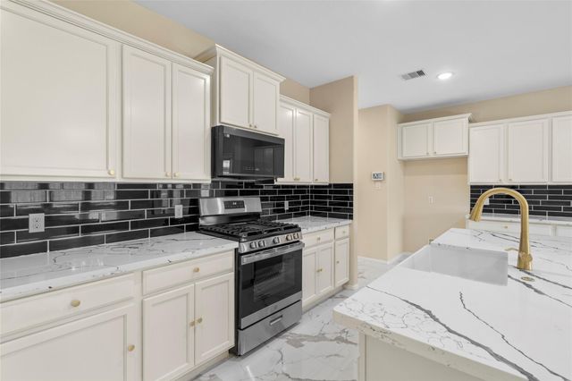 9423 Mineral Rock Lane, Richmond, TX 77407