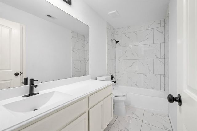 9423 Mineral Rock Lane, Richmond, TX 77407